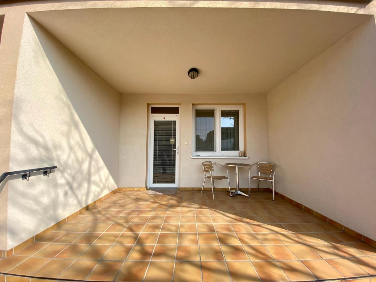 Apartmanovy Dom Flora Вельки-Медер Экстерьер фото